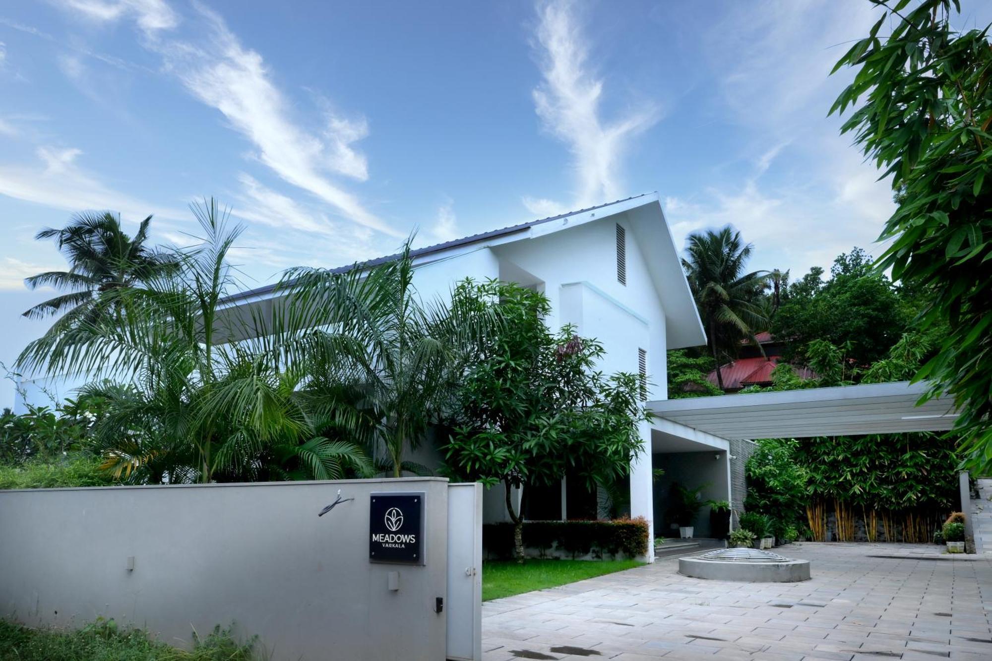 Bed and Breakfast The Meadows Varkala Esterno foto